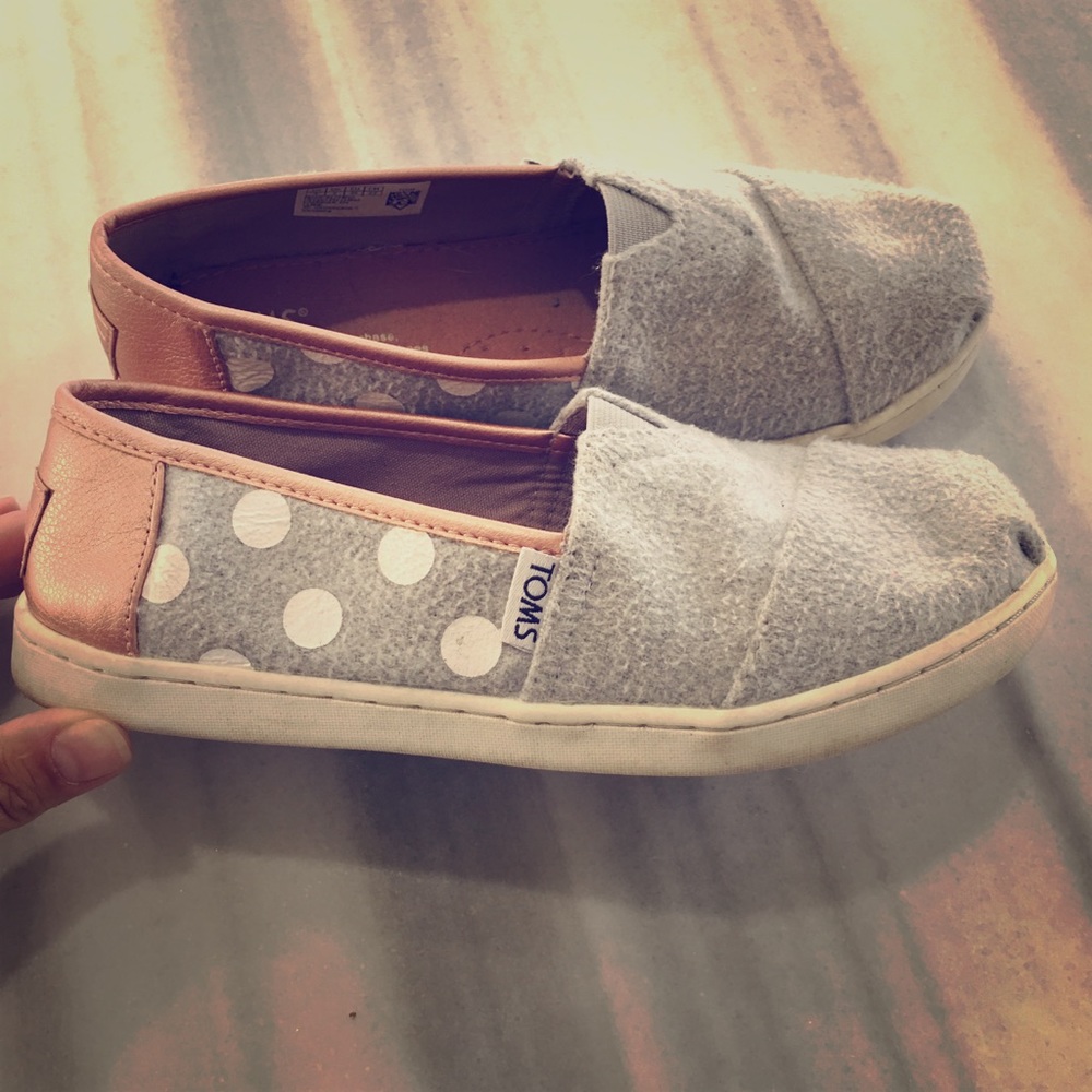 Girls Toms